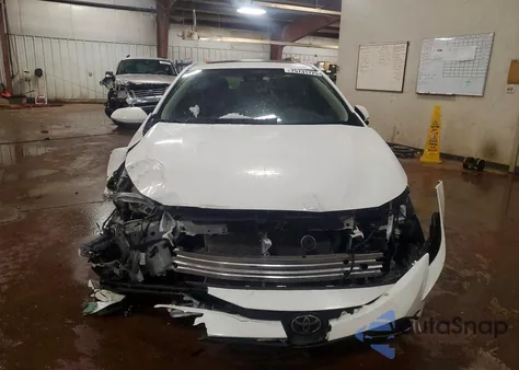 2020 Toyota Corolla Le z USA, uszkodzony, nr VIN JTDHPRAE8LJ011789